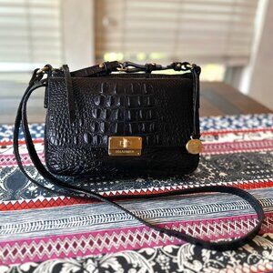 Brahmin Black Croc Embossed Leather Crossbody, EUC